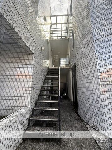 アーバンスペース小鹿の玄関写真