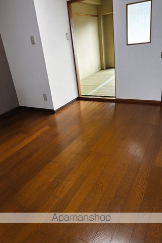 イーストテラスの内装写真
