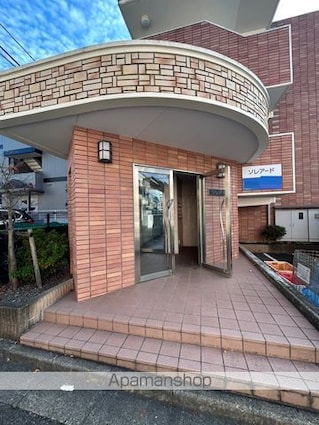 ソレアード[1K/25.6m2]のエントランス