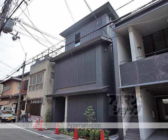 AYM三条の外観写真