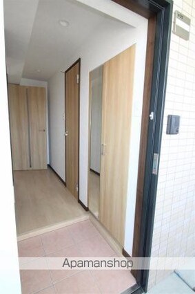 宮崎フェニックスマンション[1LDK/40m2]の玄関