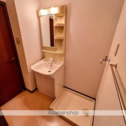 メゾンドールⅡ[2DK/42.77m2]の洗面所