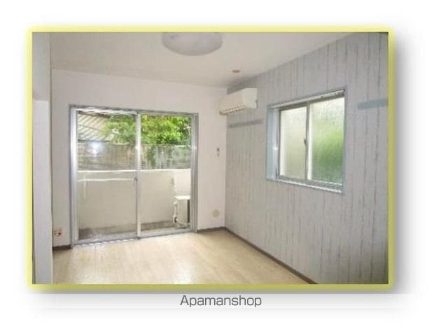 ヒルクレストアツギの内装写真