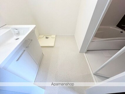 エトワール下坂浜Ａ[1LDK/31.95m2]の洗面所