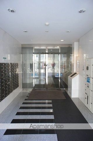 エンクレスト天神IIの玄関写真