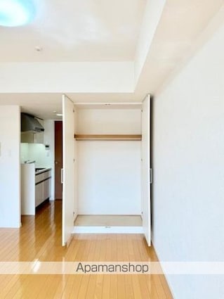 パークスフィア中野富士見町[1R/26.66m2]の収納