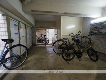 東京都武蔵野市西久保２丁目[1K/16.14m2]の共用部3