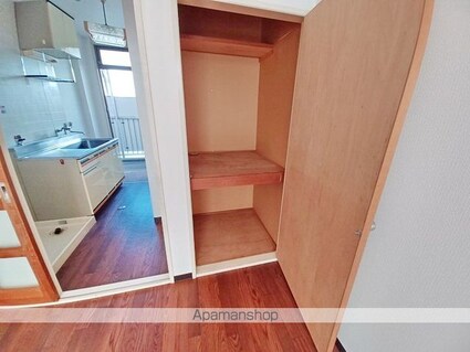 松本興和ハイツ[1K/18m2]の収納