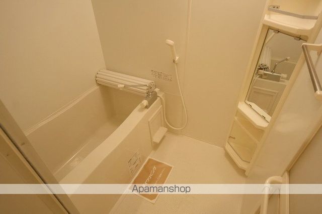 アゼリア・プロムナードの内装写真