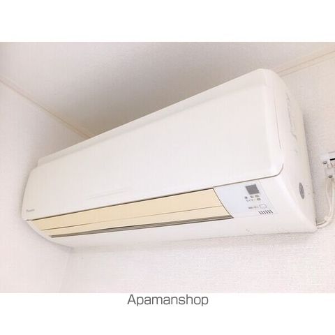 LAPISLAZULIDの内装写真