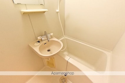 ピュア高須新町[1R/24m2]のバス