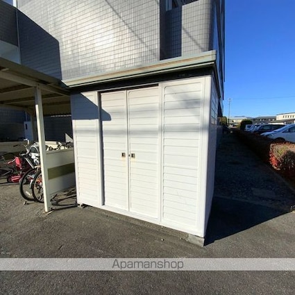 サンフィールド[3DK/55.2m2]の駐車場2