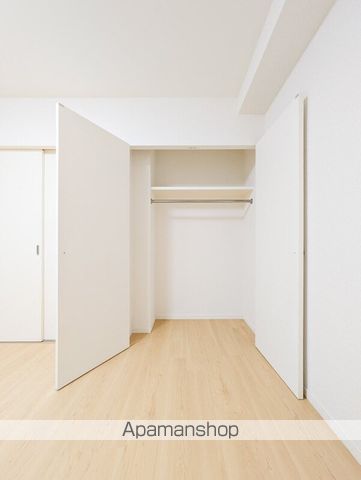 レジディア薬院大通の内装写真