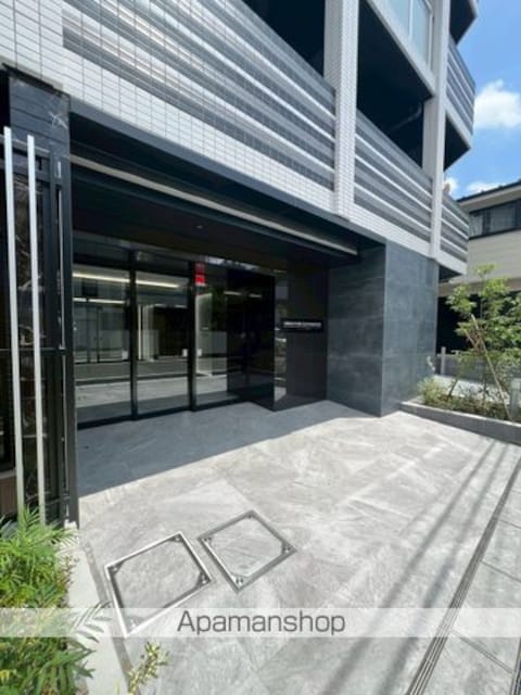 東京都中野区江原町２丁目[1K/25.52m2]のエントランス