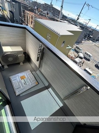 ウエスト　コミタリアⅢ[1K/31.21m2]のバルコニー