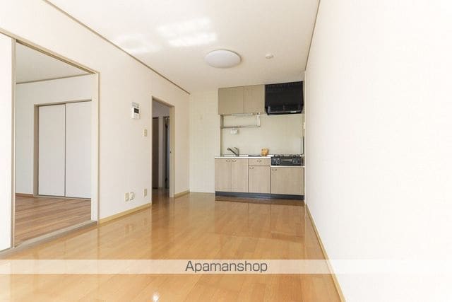 クレスト諏訪IIの内装写真
