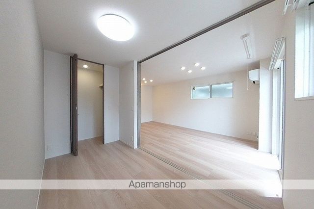 クレスタの内装写真