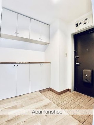 ベル富士見丘[3LDK/84.84m2]の玄関