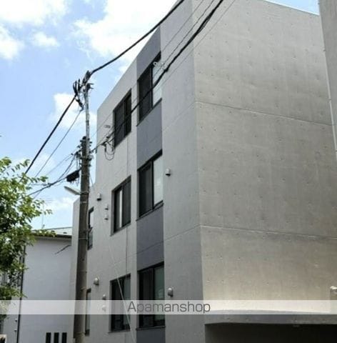 RESPECT RESIDENCE 南台の玄関写真