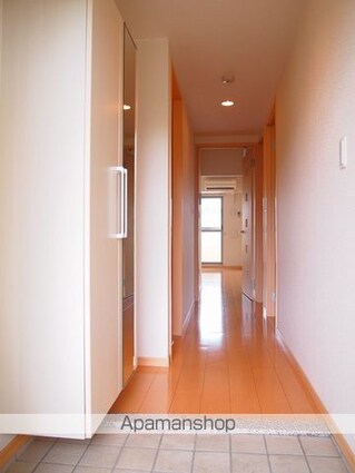 サン　フォレスト　ヴィラ[2LDK/57.52m2]の玄関