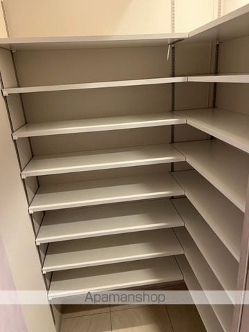 ラティエラ武蔵小山レジデンスの内装写真