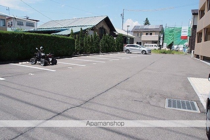 ディアコート[1LDK/33.5m2]の駐車場