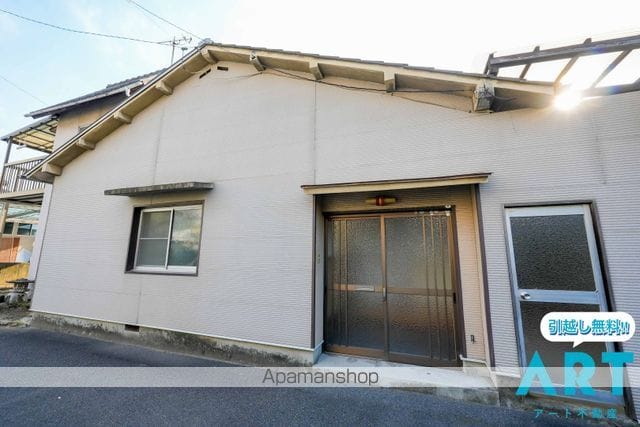 伊予鉄道高浜線 山西駅 徒歩11分 2階建 築50年の玄関写真
