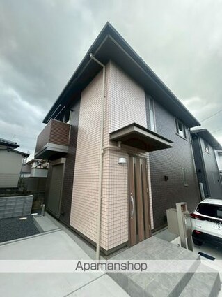 ヴィラ　ウィスタリア　Ｂ棟[3LDK/85.5m2]の外観2