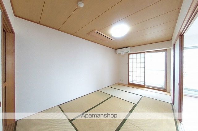 アーバンハウス西堀の内装写真