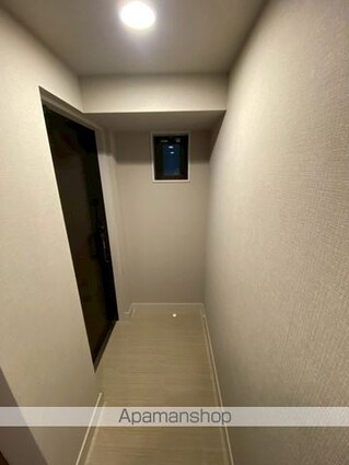 プレミスト千葉公園[3LDK/66.16m2]の玄関