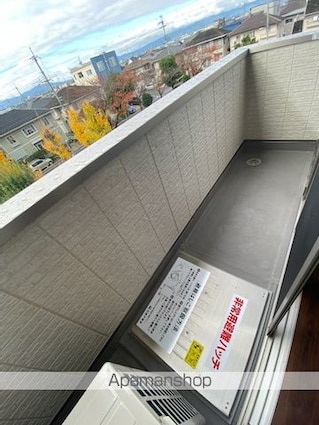 ヴェルクレール[2LDK/65.8m2]のバルコニー