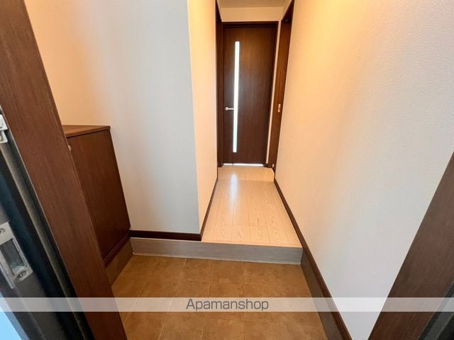 CRECERIIの内装写真