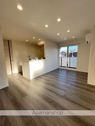 ＤーＲＯＯＭ吉身[2LDK/61.41m2]のリビング・居間