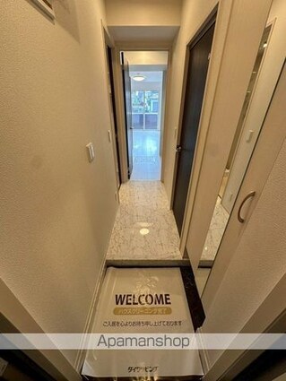 カーサグラナーテ[1R/30.62m2]の玄関