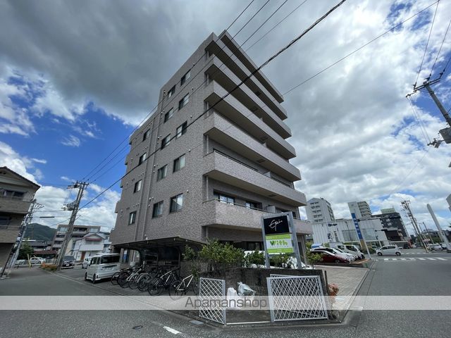 ロイヤル新本町の外観写真