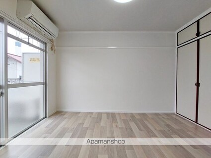 コーポヤマキ　Ｂ棟[1K/17.55m2]のリビング・居間