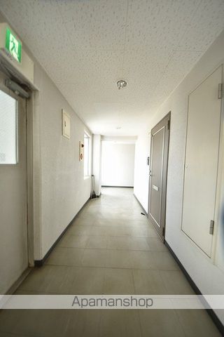 メイプル栄町の内装写真