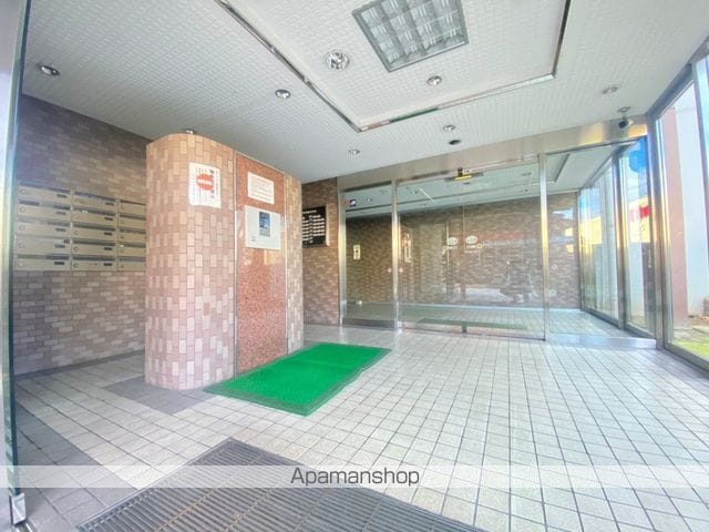 ライオンズマンション郡山荒池公園の玄関写真