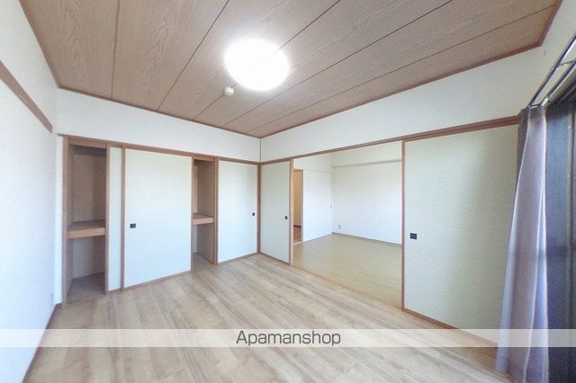 トーカンマンション東中通の内装写真