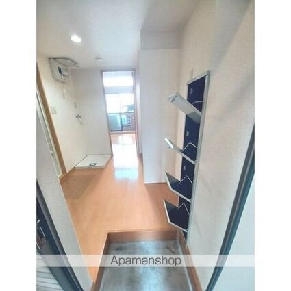 メゾンα[1K/18.97m2]の玄関