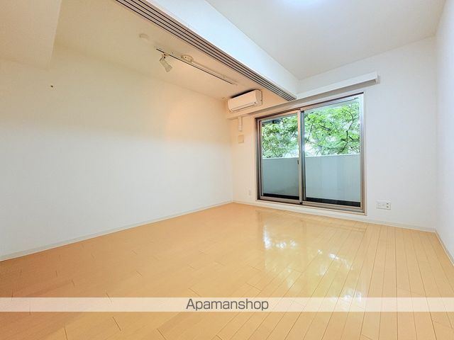 アーバンフラッツ青葉小田原の内装写真
