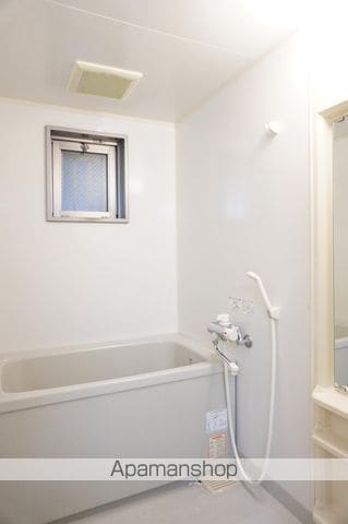 アヴァンセーヌ西新の内装写真