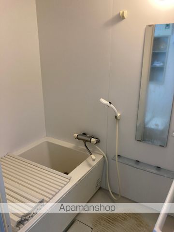 日商岩井鶴見マンションの内装写真