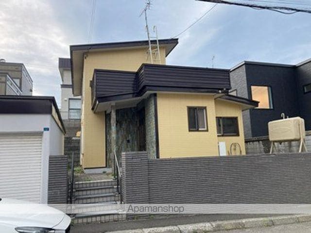 札幌市豊平区 2階建 築39年の外観写真