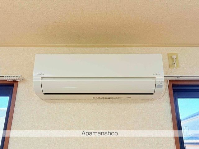 ロイヤルタウン松崎 ABの内装写真