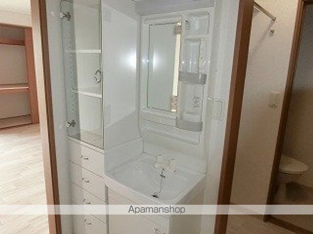 フロイデンハイムIIIの内装写真