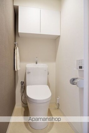 東京都新宿区高田馬場１丁目[2LDK/41.77m2]のトイレ