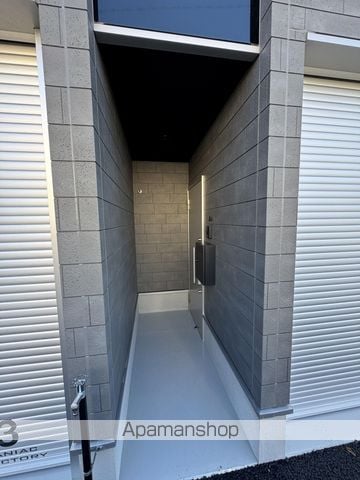 THE BASE HARAの玄関写真