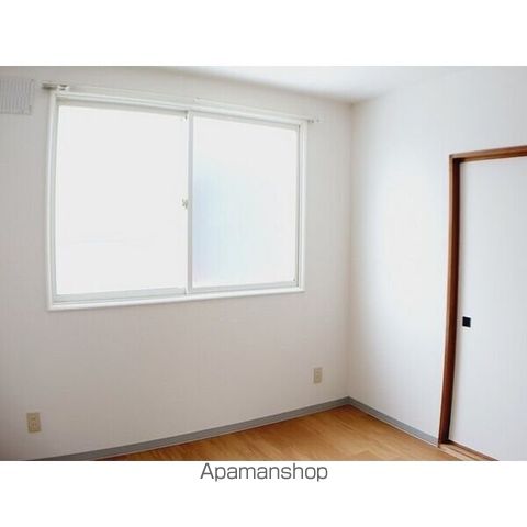 クレストール冨澤 壱番館の内装写真