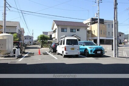 シエロアズール[1R/33m2]の駐車場